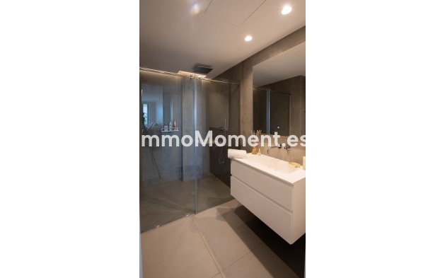 Revente - Appartement - Estepona  - Estepona Centro