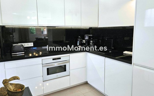 Resale - Apartment - Benalmadena - Benalmadena Costa