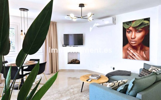 Resale - Apartment - Benalmadena - Benalmadena Costa