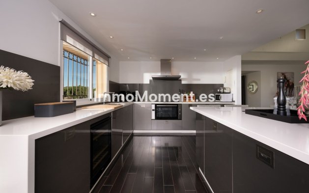 Reventa - Apartamento - Marbella - Elviria