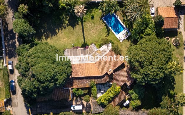 Resale - Villa - Marbella - Guadalmina Baja