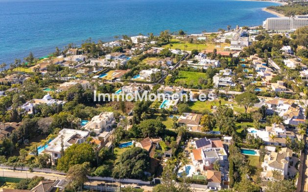 Resale - Villa - Marbella - Guadalmina Baja