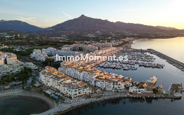 Wiederverkauf - Wohnung - Marbella - Puerto Banús