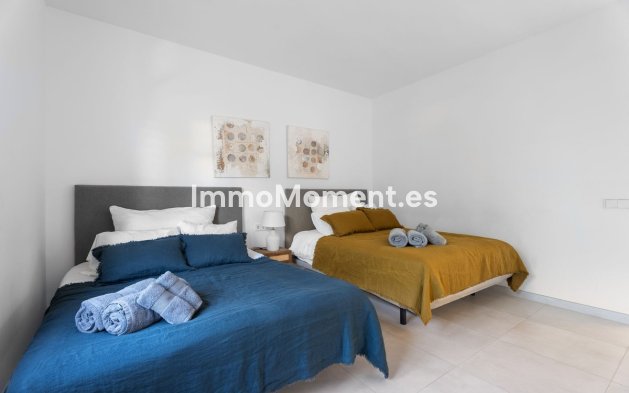 Resale - Apartment - Marbella - Puerto Banús