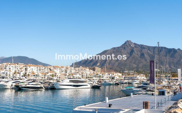 Resale - Apartment - Marbella - Puerto Banús