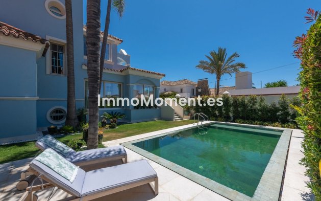 Revente - Villa - Marbella - Puerto Banús