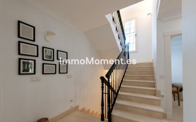 Revente - Villa - Marbella - Puerto Banús