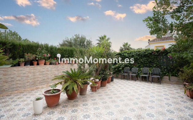 Bestaande woning - Villa - Estepona  - Estepona Centro