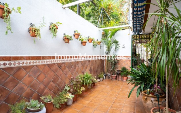 Bestaande woning - Villa - Estepona  - Estepona Centro