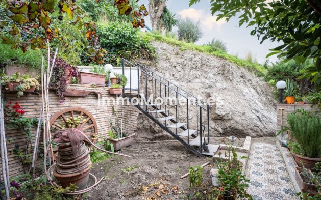 Bestaande woning - Villa - Estepona  - Estepona Centro