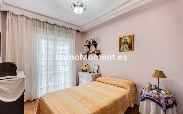 Bestaande woning - Villa - Estepona  - Estepona Centro