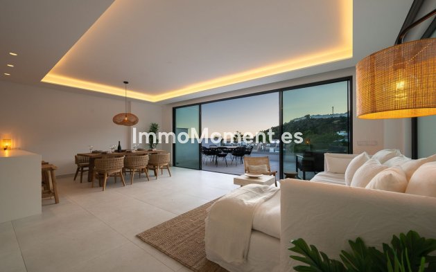 Resale - Villa - Benalmadena - Benalmadena Pueblo