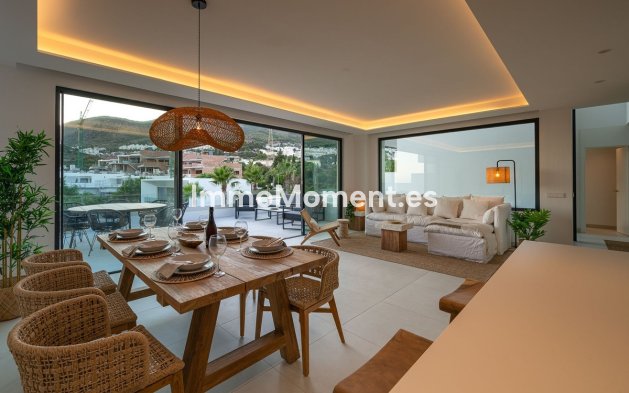 Resale - Villa - Benalmadena - Benalmadena Pueblo