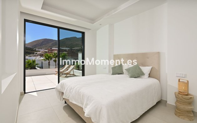 Resale - Villa - Benalmadena - Benalmadena Pueblo