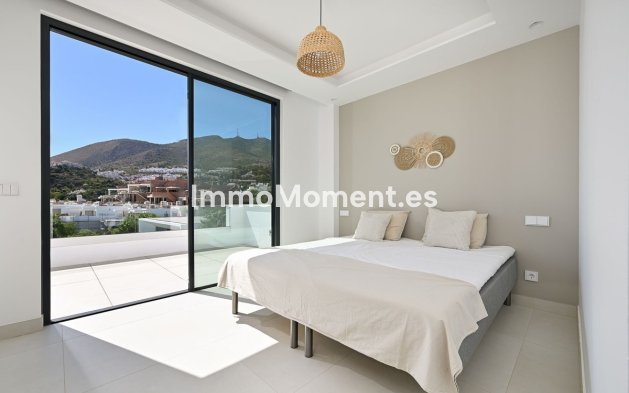 Resale - Villa - Benalmadena - Benalmadena Pueblo