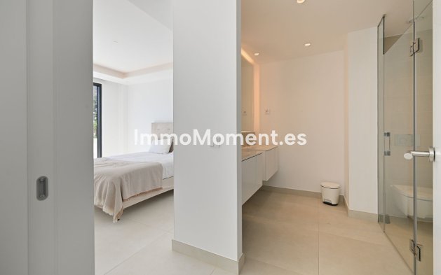 Resale - Villa - Benalmadena - Benalmadena Pueblo