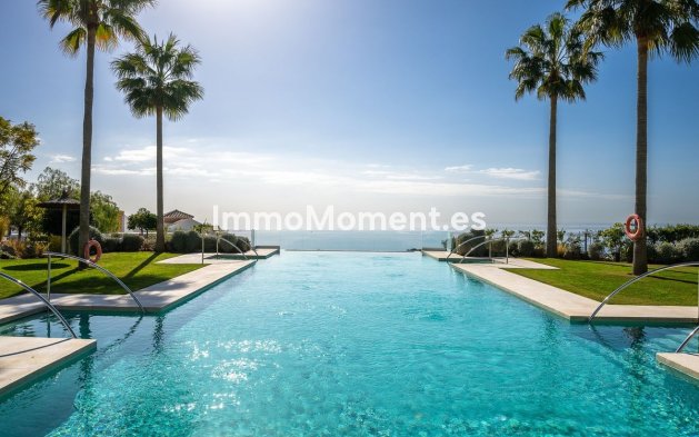 Resale - Villa - Benalmadena - Benalmadena Pueblo