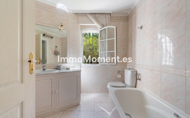 Resale - Villa - Marbella - Marbella Centro