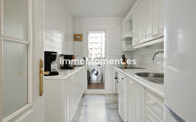 Resale - Apartment - Mijas - Calahonda