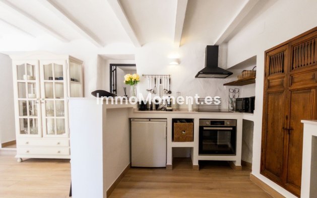 Bestaande woning - Geschakelde woning - Binnenland  - Guaro