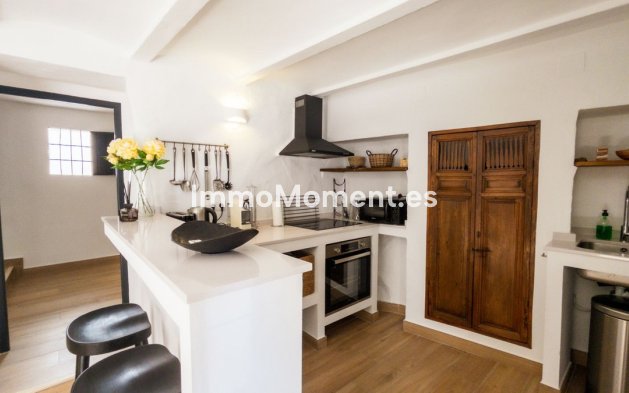 Bestaande woning - Geschakelde woning - Binnenland  - Guaro