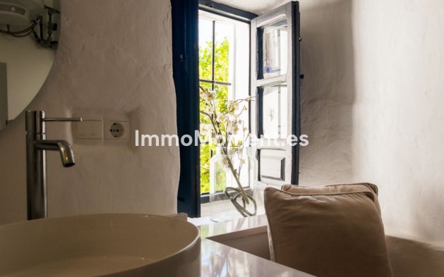 Bestaande woning - Geschakelde woning - Binnenland  - Guaro