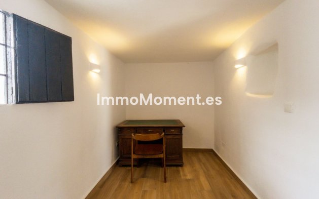 Bestaande woning - Geschakelde woning - Binnenland  - Guaro