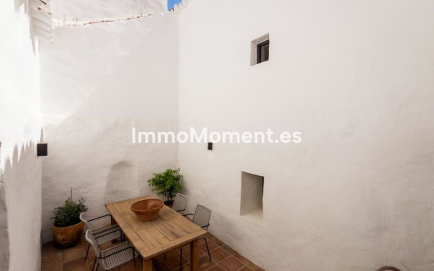 Bestaande woning - Geschakelde woning - Binnenland  - Guaro