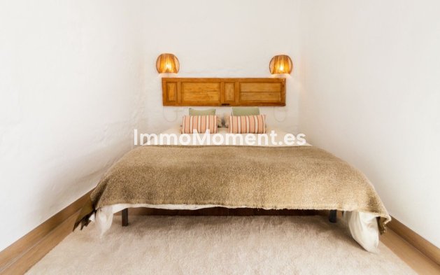 Bestaande woning - Geschakelde woning - Binnenland  - Guaro