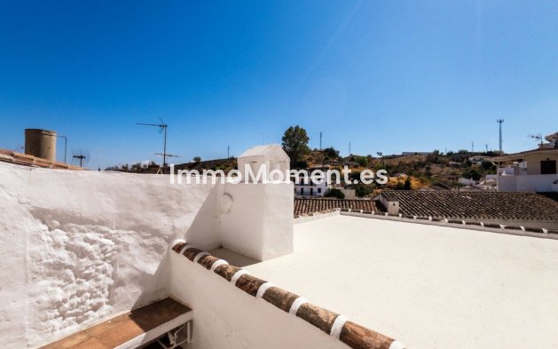 Bestaande woning - Geschakelde woning - Binnenland  - Guaro