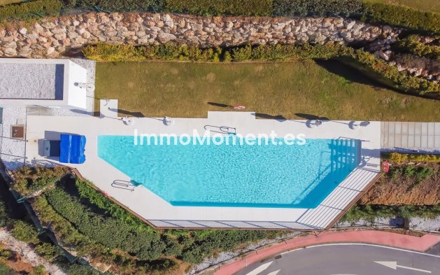 Wiederverkauf - Wohnung -   Inländisch - Istán