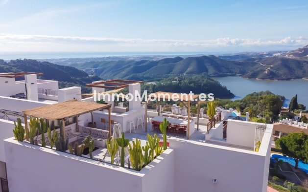 Wiederverkauf - Wohnung -   Inländisch - Istán