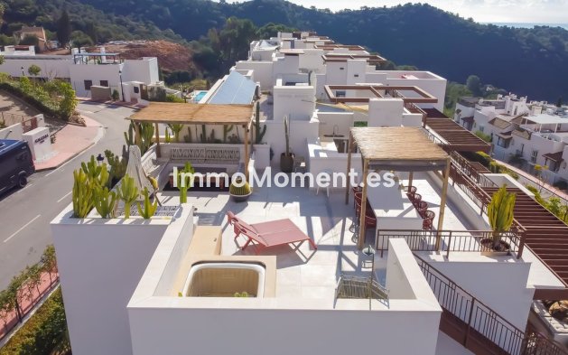 Wiederverkauf - Wohnung -   Inländisch - Istán