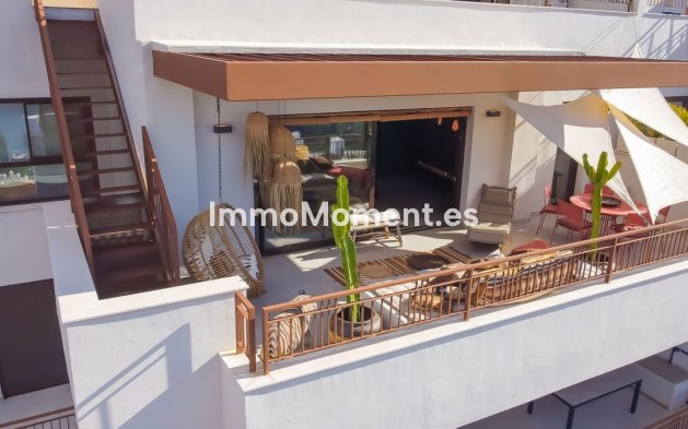 Wiederverkauf - Wohnung -   Inländisch - Istán