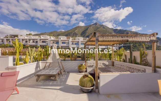 Wiederverkauf - Wohnung -   Inländisch - Istán