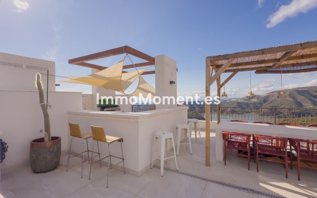 Wiederverkauf - Wohnung -   Inländisch - Istán