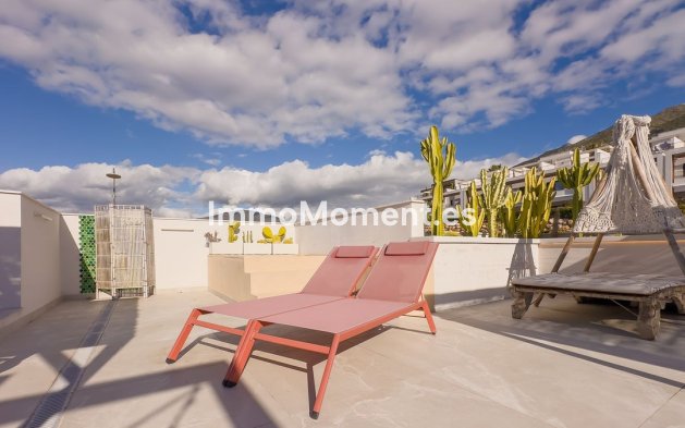 Wiederverkauf - Wohnung -   Inländisch - Istán