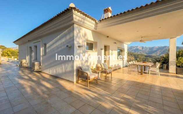 Bestaande woning - Villa - Binnenland  - Guaro