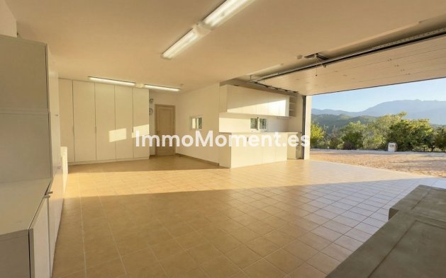 Bestaande woning - Villa - Binnenland  - Guaro
