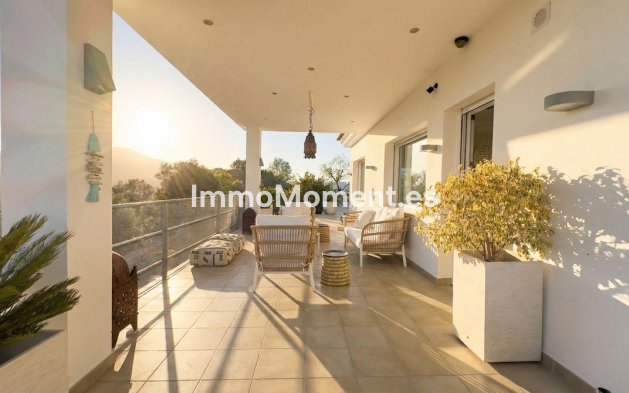 Bestaande woning - Villa - Binnenland  - Guaro