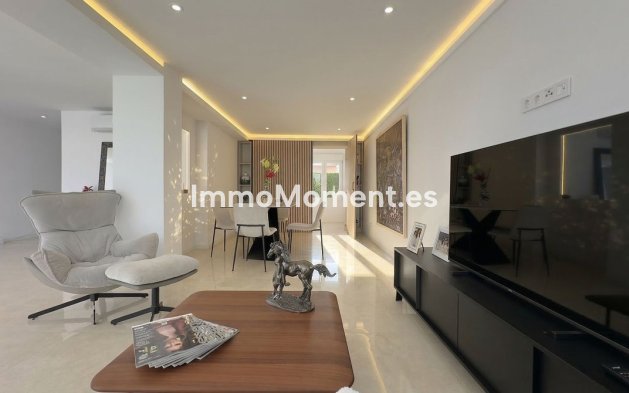 Resale - Villa - Mijas - Calahonda