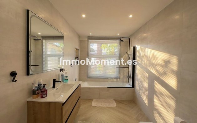 Resale - Villa - Mijas - Calahonda