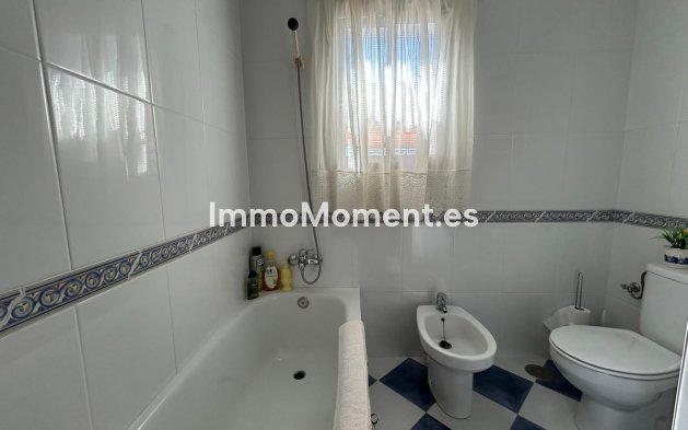 Wiederverkauf - Villa -   Inländisch - Alora