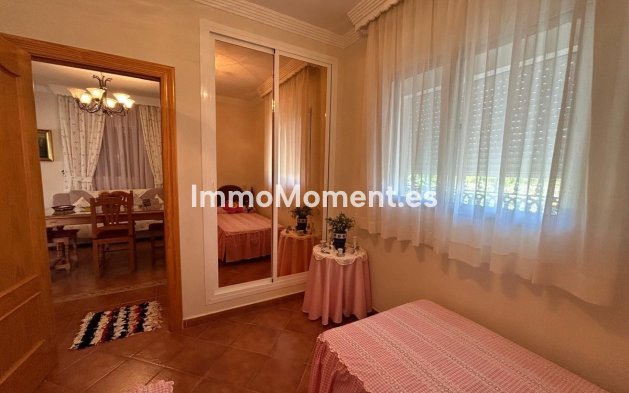 Wiederverkauf - Villa -   Inländisch - Alora