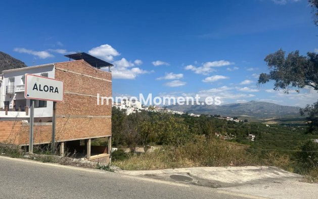 Wiederverkauf - Villa -   Inländisch - Alora