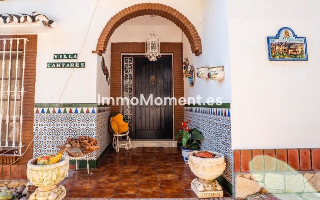 Resale - Villa - Fuengirola - Los Pacos