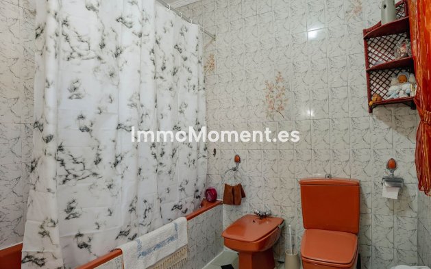 Resale - Villa - Fuengirola - Los Pacos