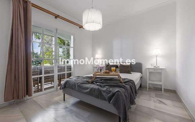 Revente - Maison mitoyenne - Estepona  - Estepona Centro