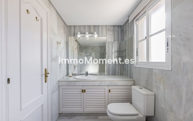 Revente - Maison mitoyenne - Estepona  - Estepona Centro