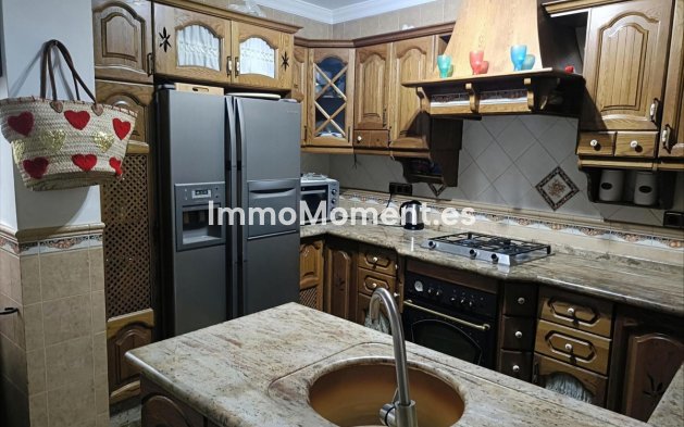 Wiederverkauf - Reihenhaus -   Inländisch - Coín